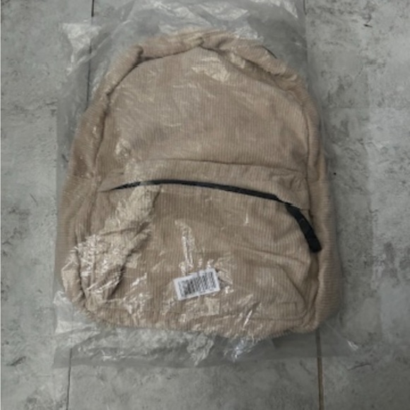 Forever 21 backpack - Picture 6 of 8